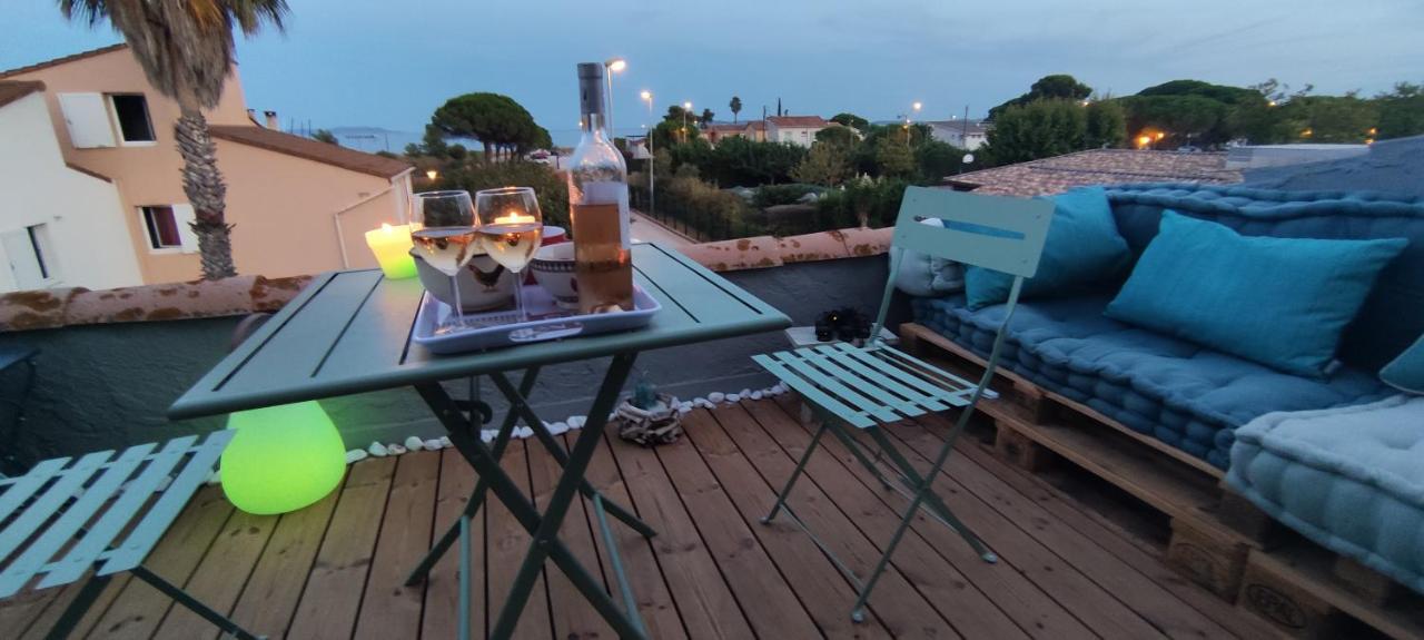 Suite Avec Tropezienne Vue Mer Йер Экстерьер фото